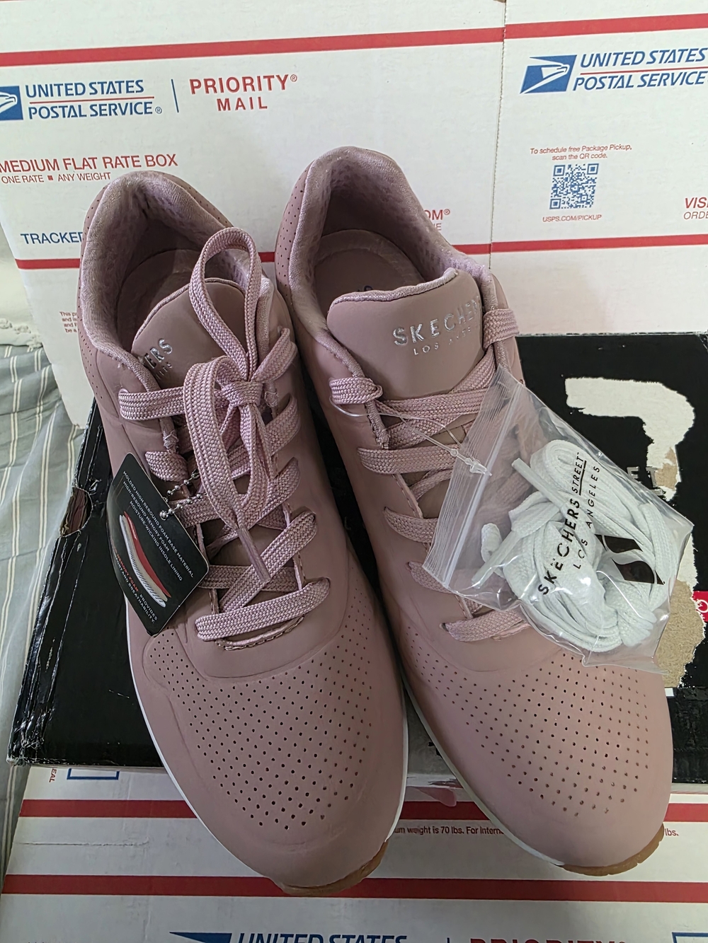 Skechers Women's Pink Lace-Up Sneakers